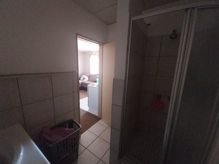  Bedroom Property for Sale in Kannoniers Park North West